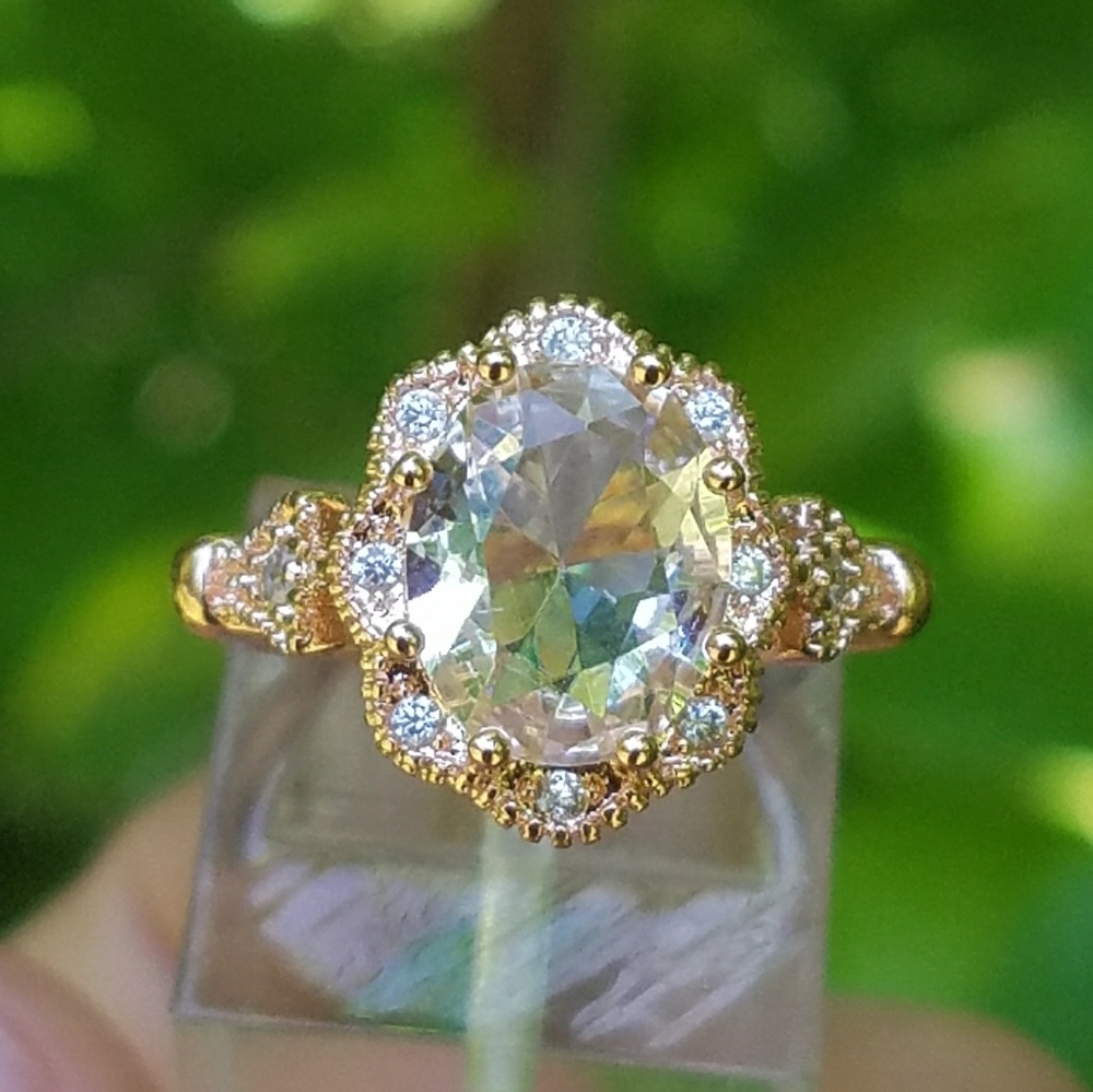 Rose gold Crown Oval Vintage Style Ring - Picture 2 of 6